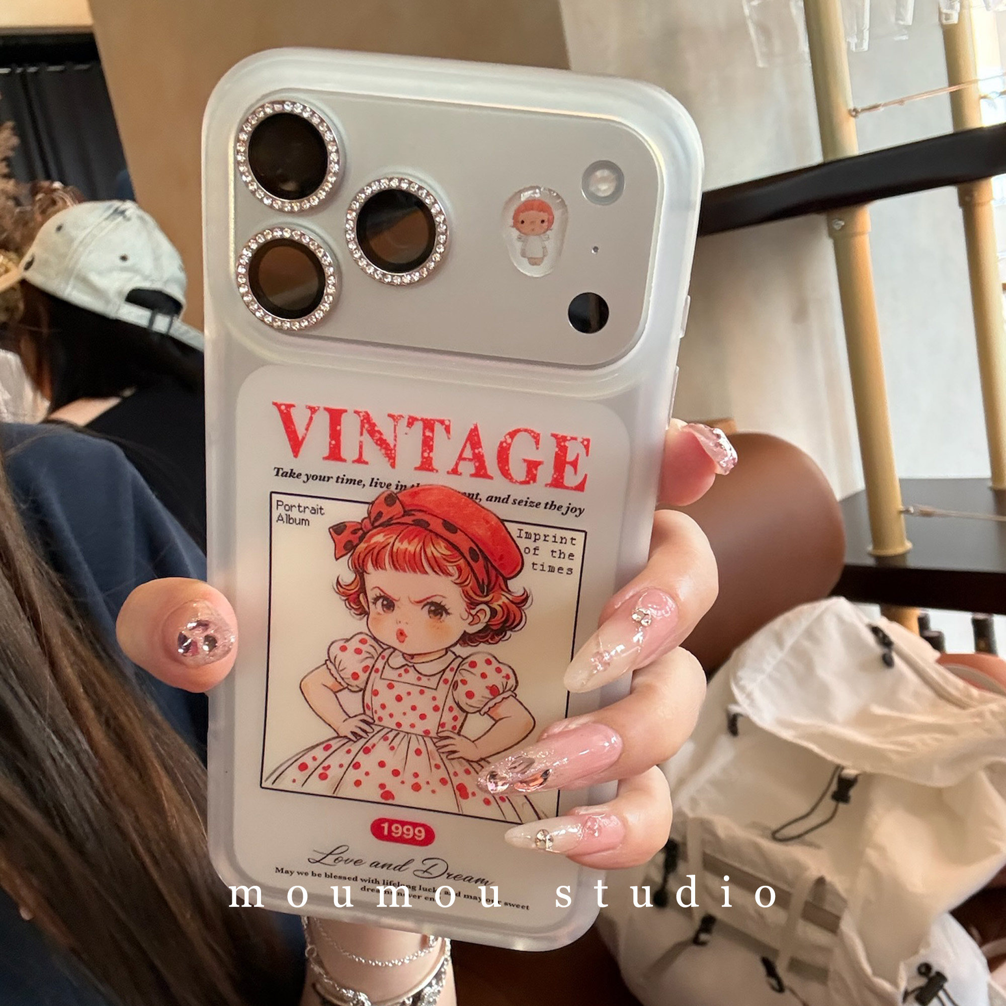 Cute Akimbo Pouting Girl Frost – Phone Cases Cute Iphone 13 recenzja i cena